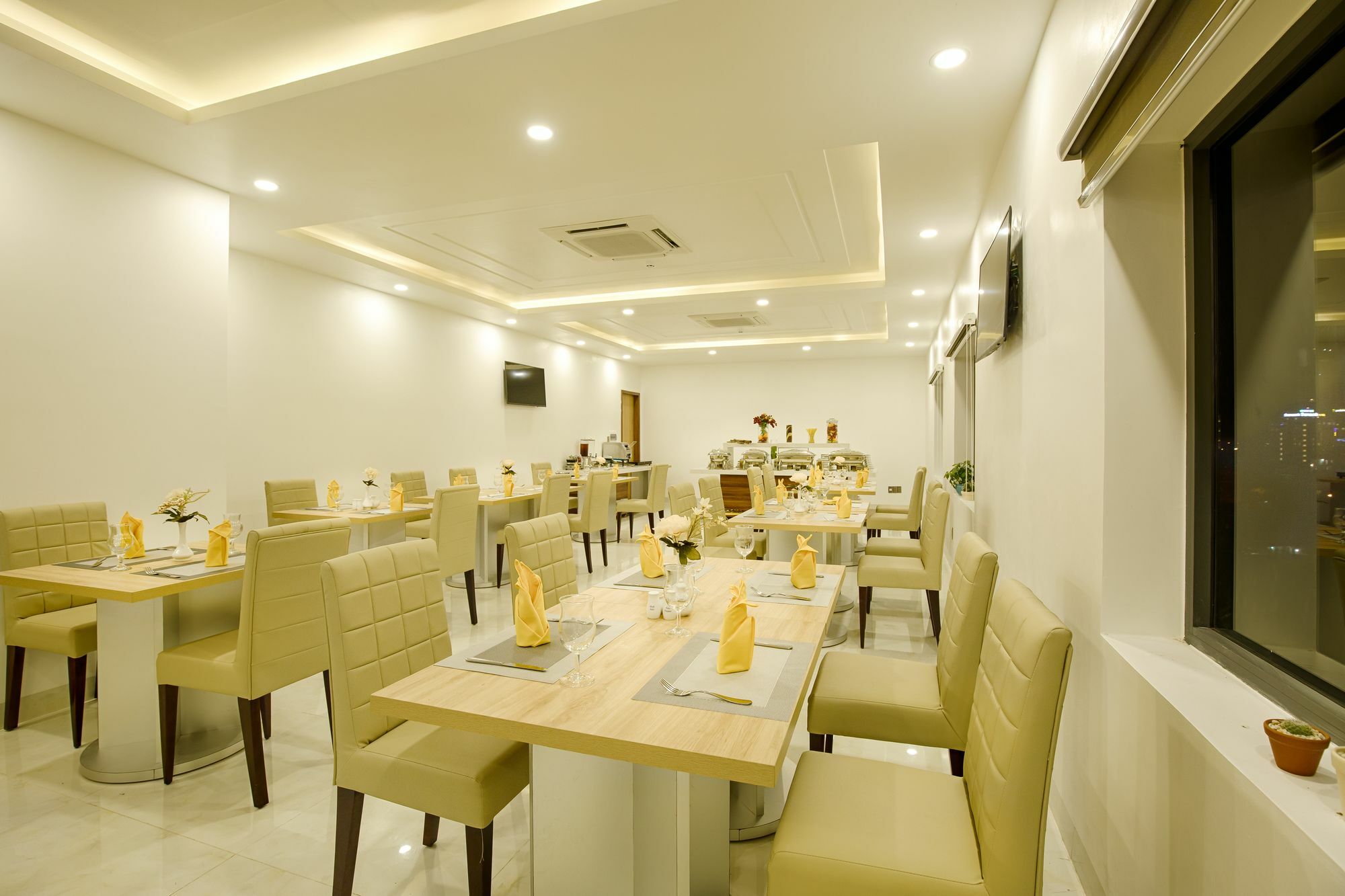Continent Hotel Дананг Екстер'єр фото